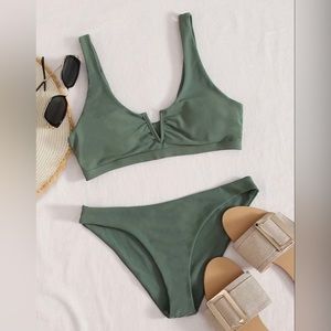 Solid Bikini Set V Wired Bra & Bikini Bottom 2 Piece Bathing Suit